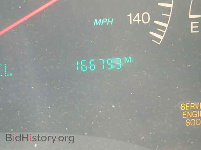 2002 CADILLAC DEVILLE - VIN: 1G6KE54Y22U165585 - Photo 8