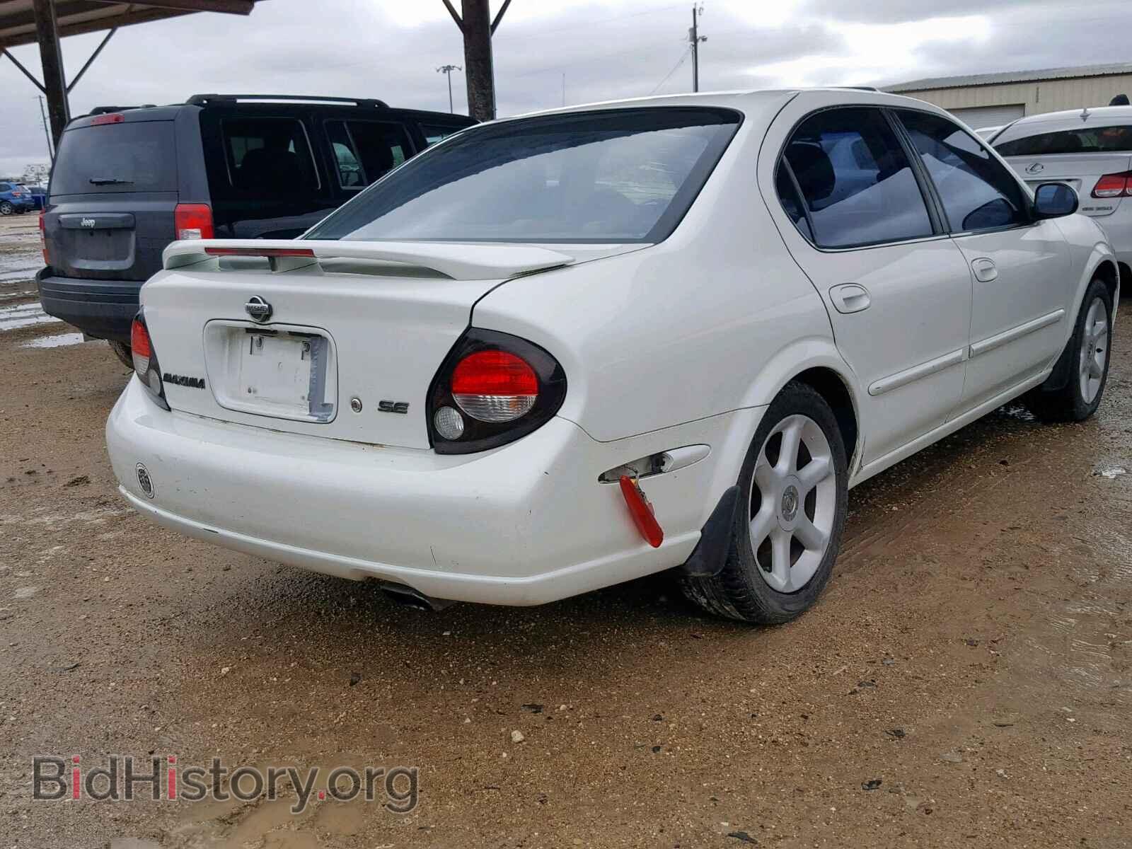 2000 NISSAN MAXIMA - VIN: JN1CA31D9YT547701 - Photo 4