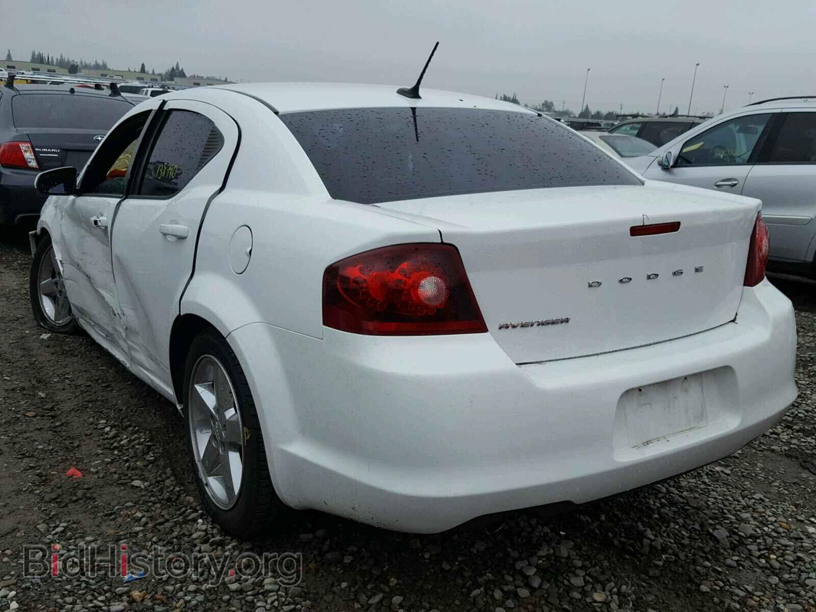 2011 DODGE AVENGER - VIN: 1B3BD2FG7BN548825 - Фото 3