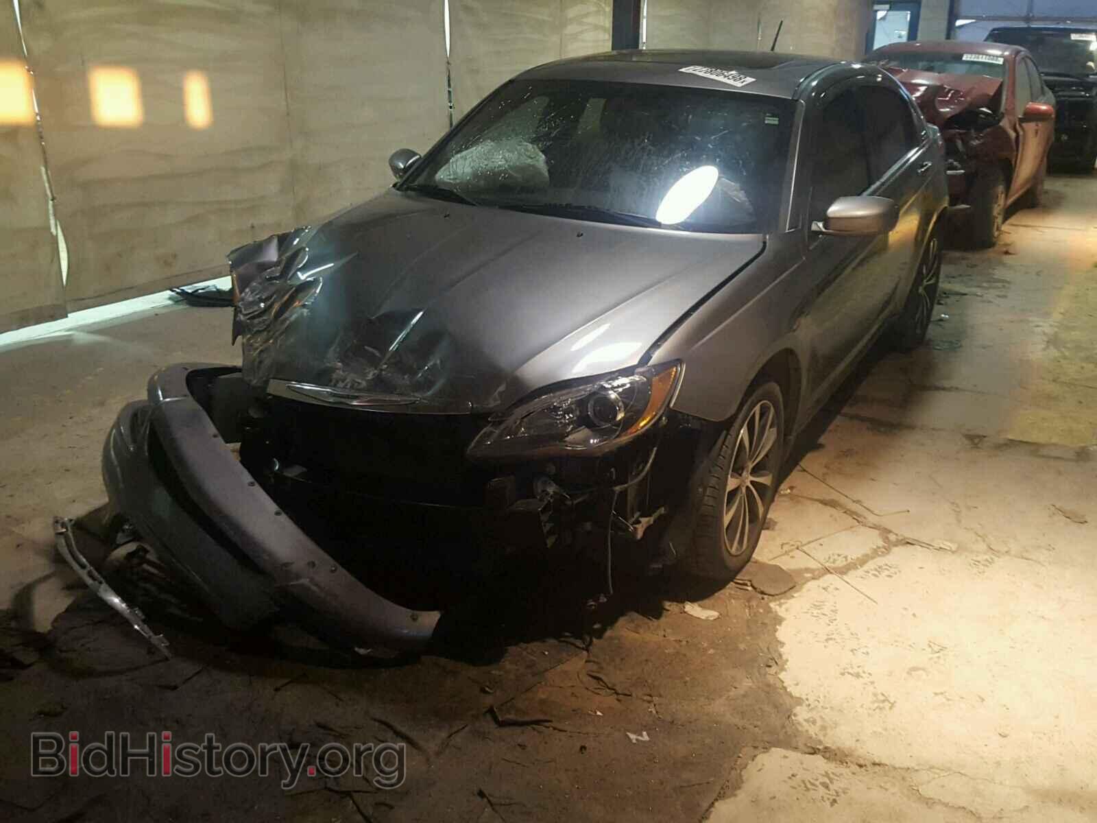 2013 CHRYSLER 200 - VIN: 1C3CCBBB7DN577569 - Photo 2