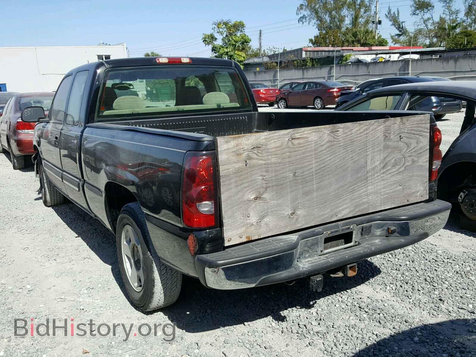 2005 CHEVROLET SILVERADO - VIN: 2GCEC19VX51318558 - Photo 3