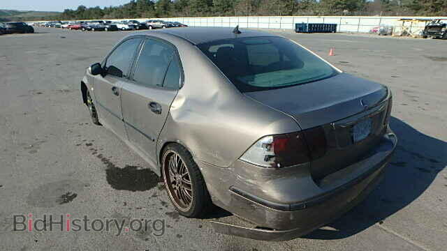 2004 SAAB 9 3 - VIN: YS3FD49Y241007331 - Photo 3
