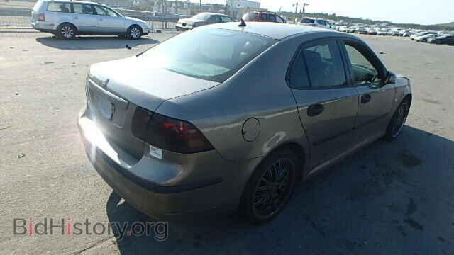 2004 SAAB 9 3 - VIN: YS3FD49Y241007331 - Photo 4