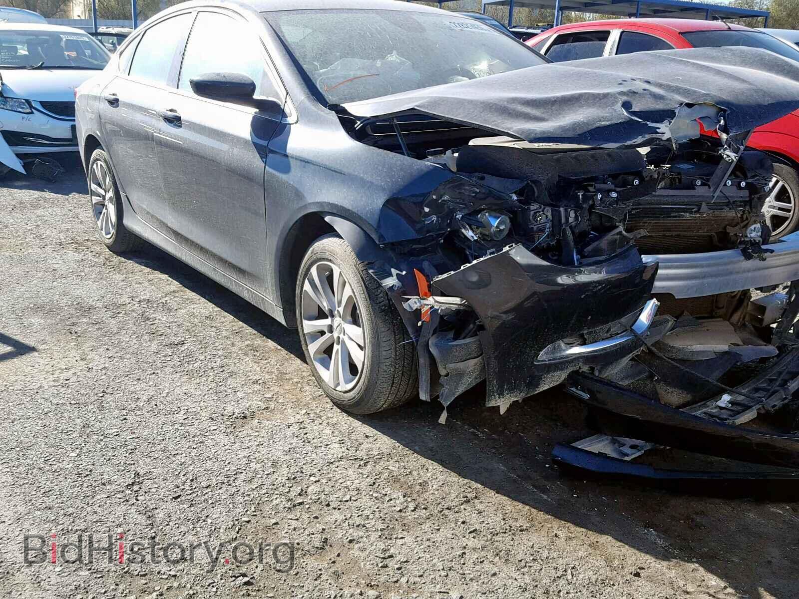 Photo  - CHRYSLER 200 2017