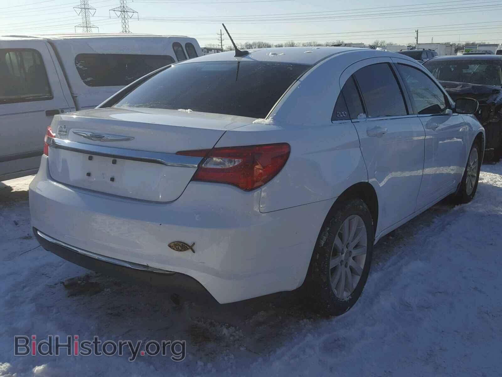 2014 CHRYSLER 200 - VIN: 1C3CCBBB4EN119778 - Фото 4