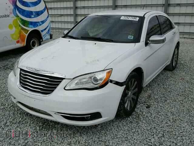 2013 CHRYSLER 200 - VIN: 1C3CCBCG4DN528730 - Photo 2