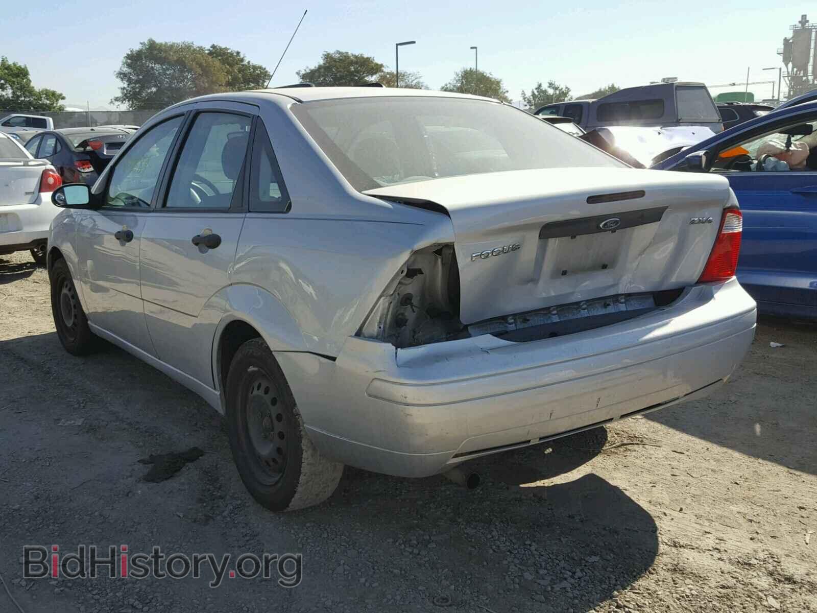 2005 FORD FOCUS - VIN: 1FAFP34N85W245846 - Фото 3