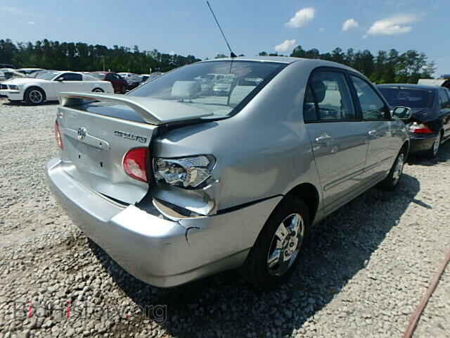 2003 TOYOTA COROLLA - VIN: JTDBR32E532006362 - Фото 4