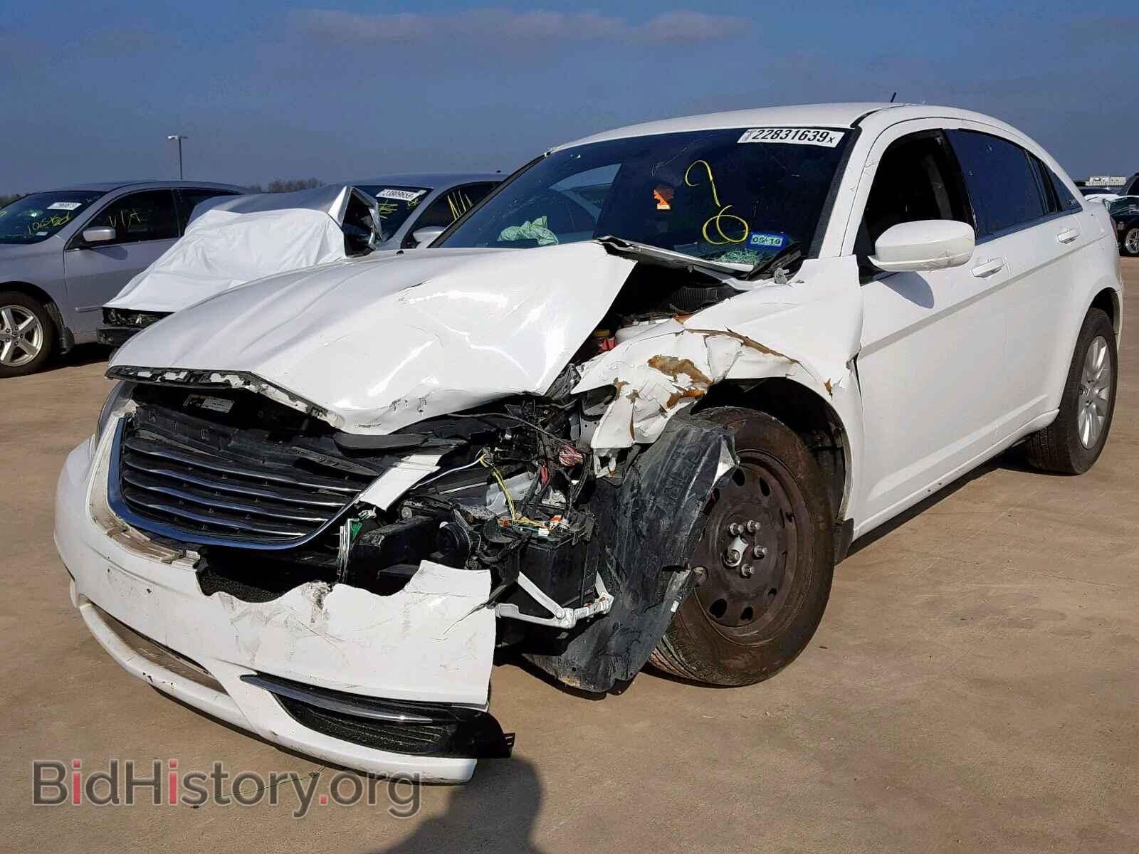 2014 CHRYSLER 200 - VIN: 1C3CCBAB5EN209152 - Photo 2