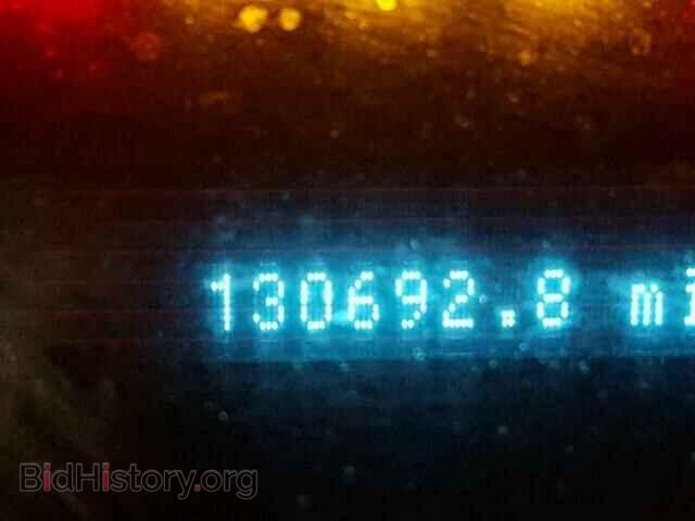 2009 FORD FOCUS - VIN: 1FAHP37N49W182741 - Фото 8