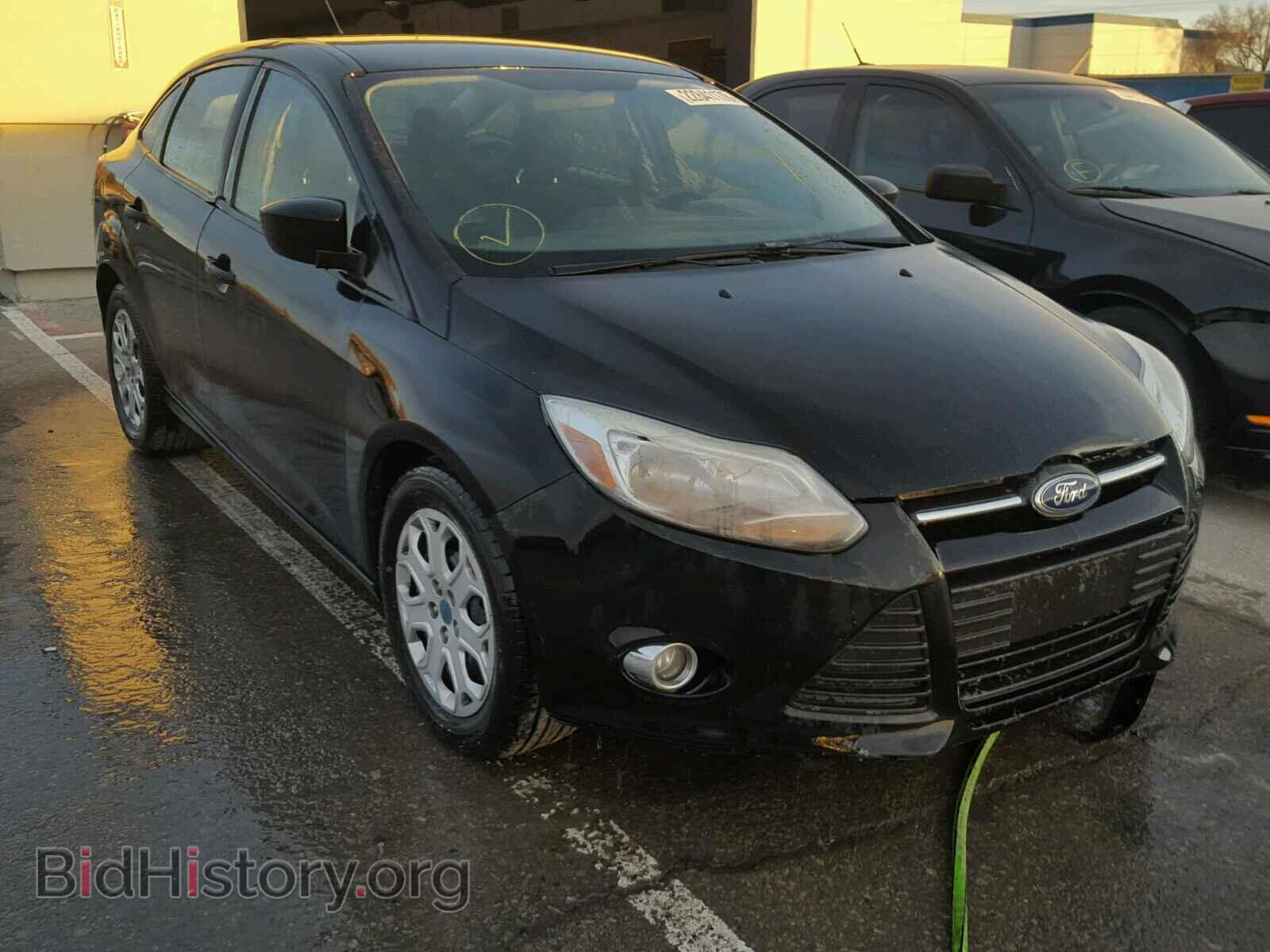 Photo 1FAHP3F24CL252111 - FORD FOCUS 2012