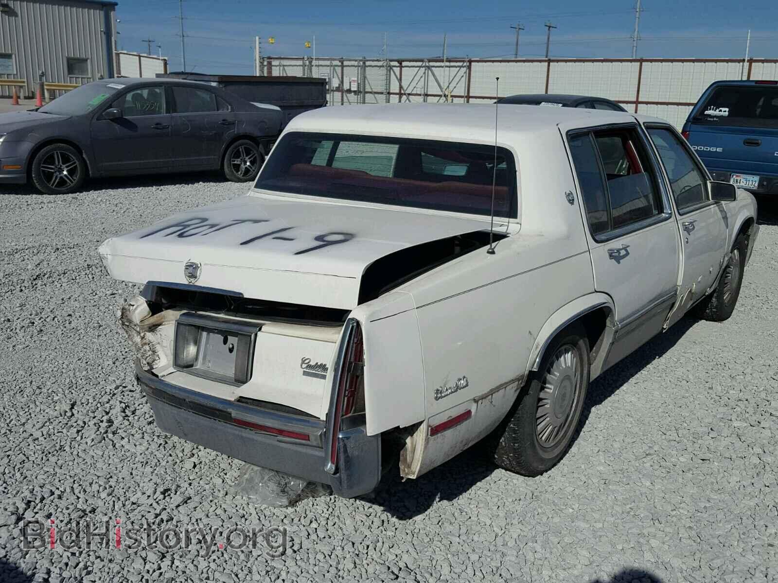 1991 CADILLAC DEVILLE - VIN: 1G6CD53B5M4265946 - Photo 4