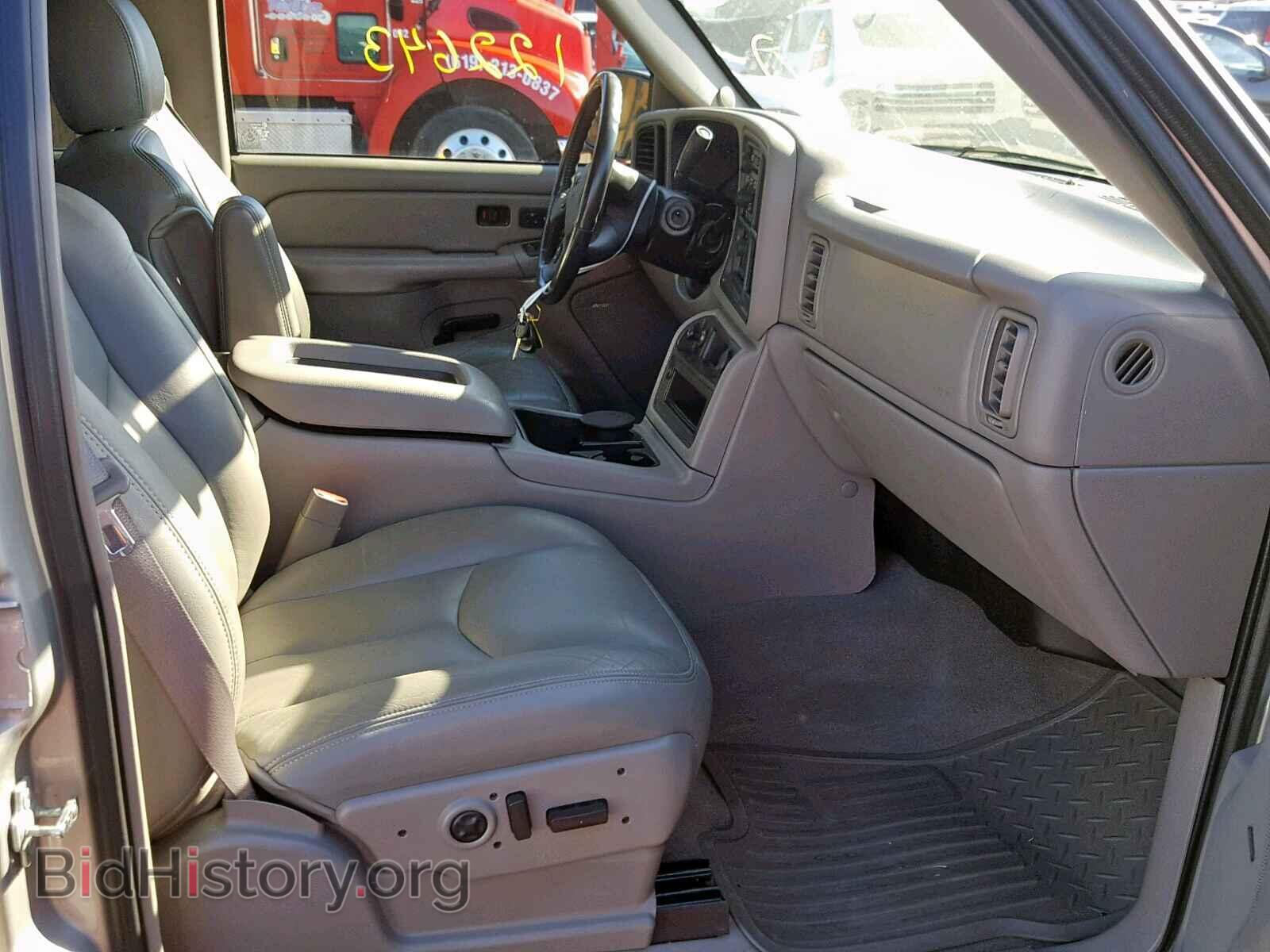 2004 GMC NEW SIERRA - VIN: 2GTEC13T841414324 - Фото 5