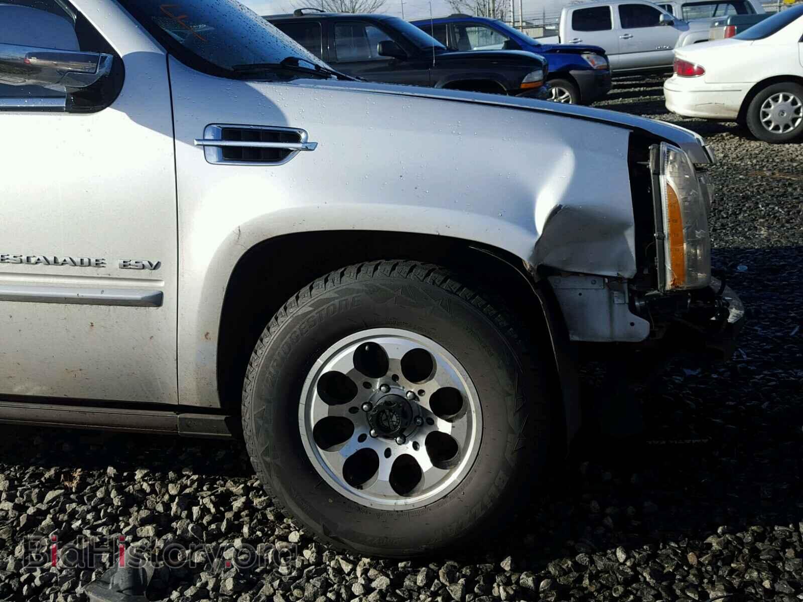 2011 CADILLAC ESCALADE - VIN: 1GYS4JEF6BR374427 - Фото 9