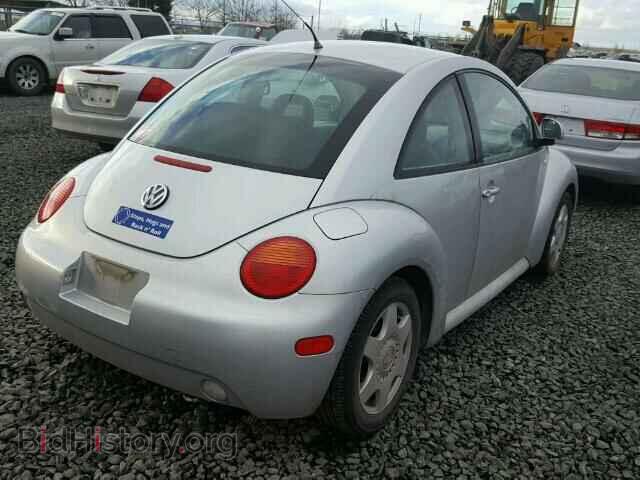 2000 VOLKSWAGEN BEETLE - VIN: 3VWCC21C5YM413899 - Фото 4