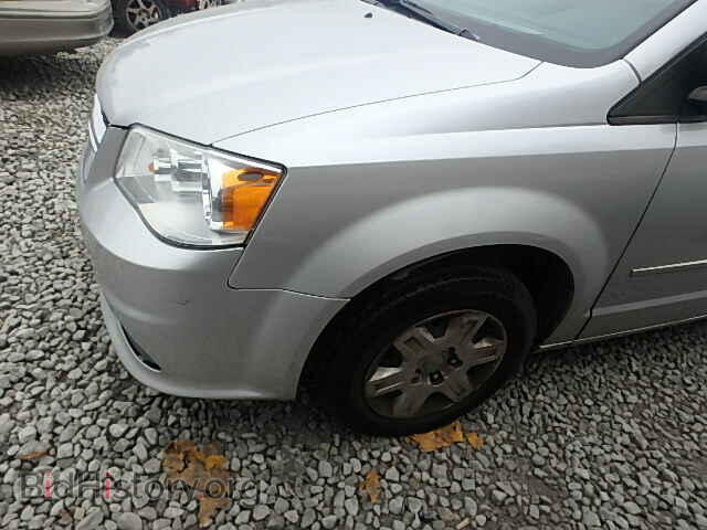 2011 DODGE CARAVAN - VIN: 2D4RN4DG0BR657979 - Фото 9