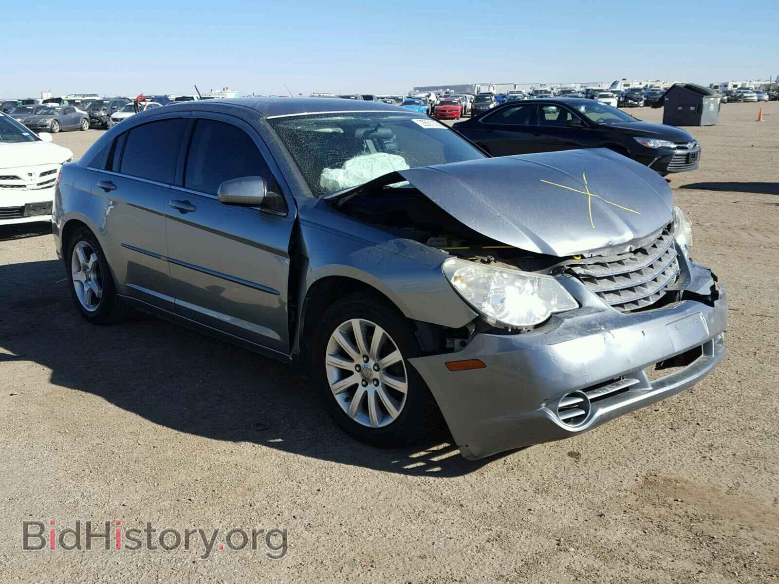 Photo 1C3CC5FB5AN140984 - CHRYSLER SEBRING 2010