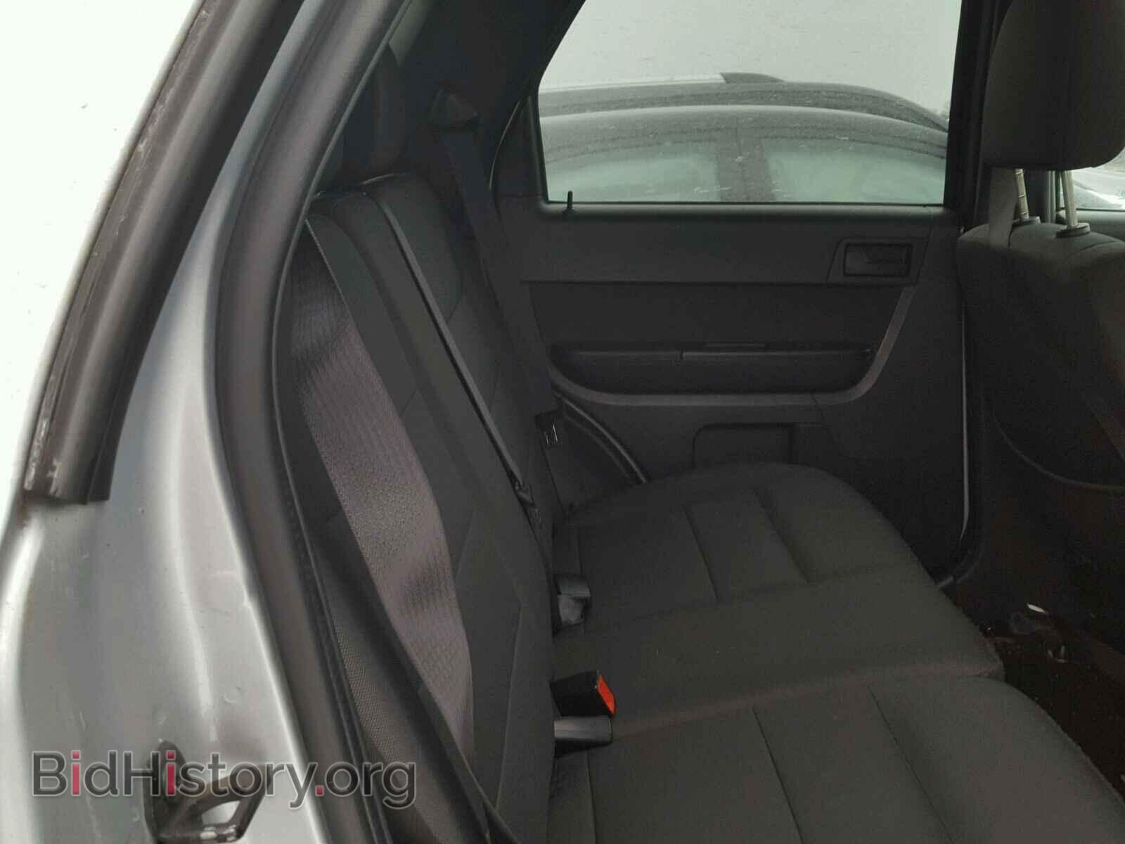 2011 FORD ESCAPE - VIN: 1FMCU0DG4BKB92406 - Фото 6