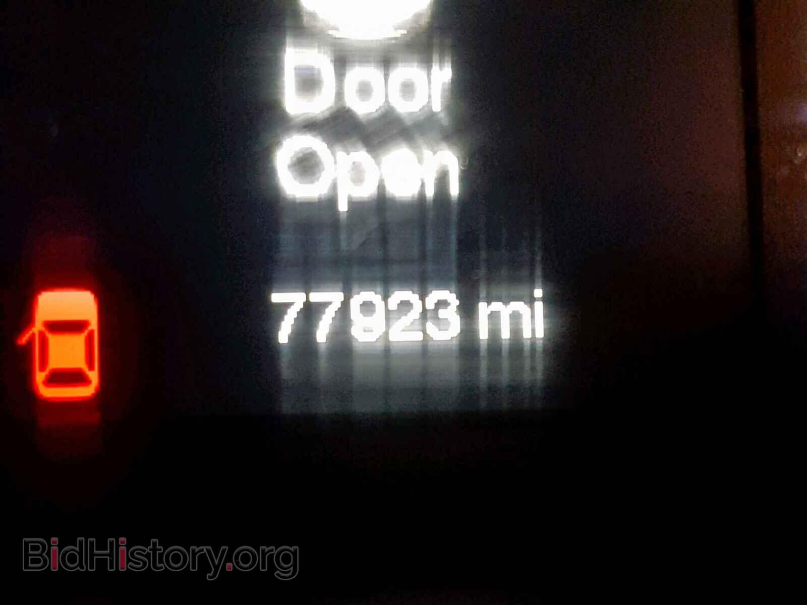 2015 CHRYSLER 200 - VIN: 1C3CCCAB5FN505151 - Фото 8