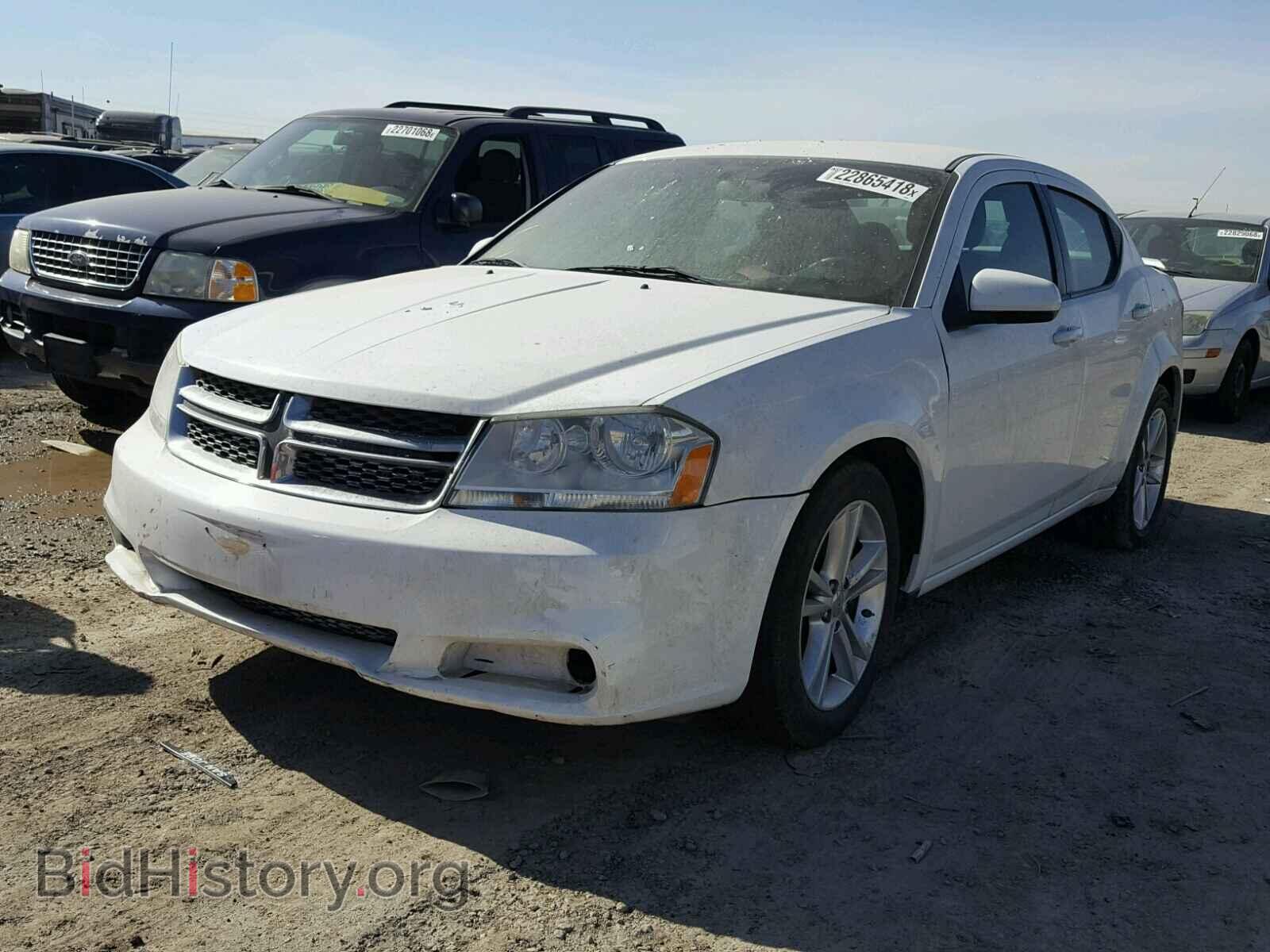 2011 DODGE AVENGER - VIN: 1B3BD1FG9BN586390 - Фото 2