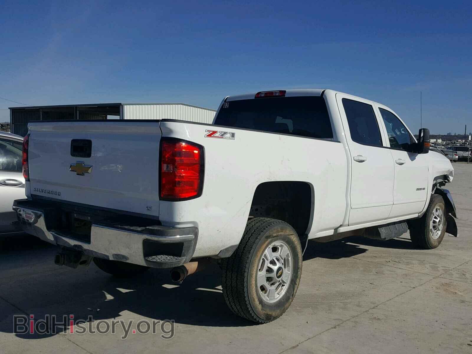 2017 CHEVROLET SILVERADO - VIN: 1GC1KVEYXHF161765 - Фото 4