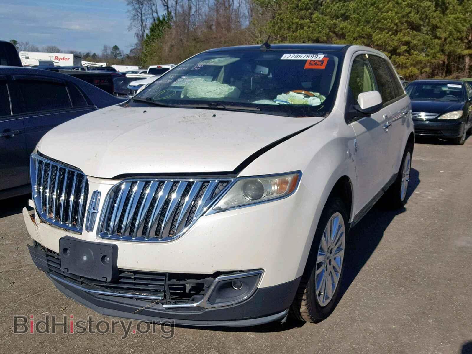 2011 LINCOLN MKX - VIN: 2LMDJ6JK4BBJ21830 - Photo 2