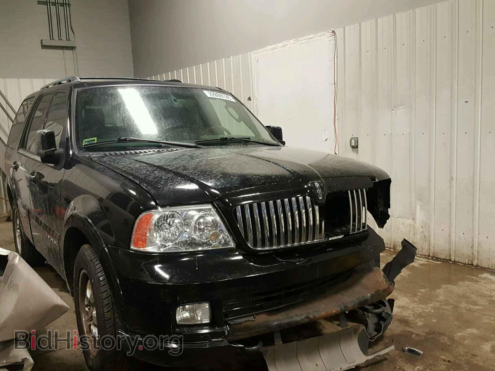 Фотография 5LMFU28556LJ14702 - LINCOLN NAVIGATOR 2006
