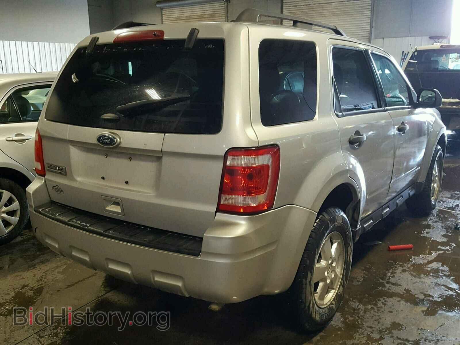 2011 FORD ESCAPE - VIN: 1FMCU9D79BKB36921 - Фото 4