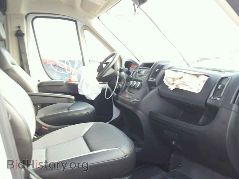 2017 RAM PROMASTER (VIN 3C6TRVAG7HE515843) — photo 5 of 10