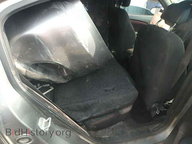 2011 Dodge AVENGER (VIN 1B3BD1FG0BN587590) — photo 6 of 10
