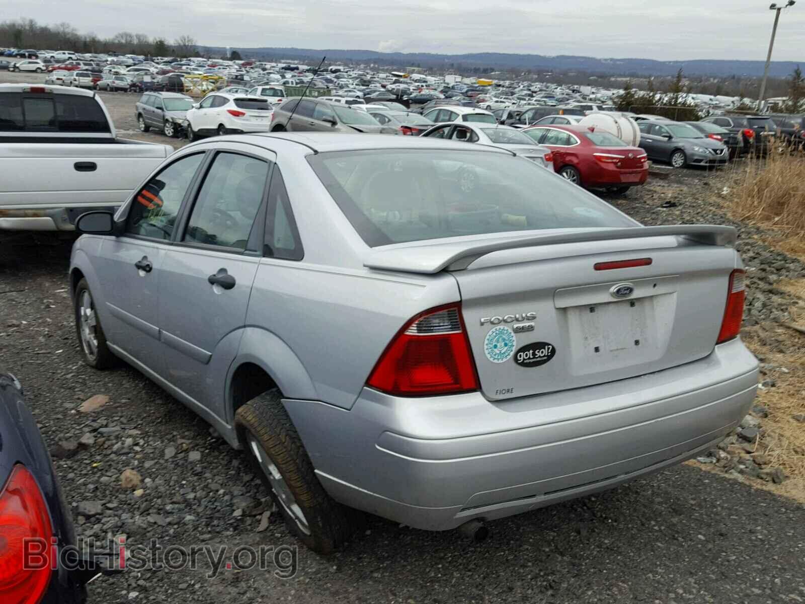2007 FORD FOCUS - VIN: 1FAHP34N87W304020 - Фото 3