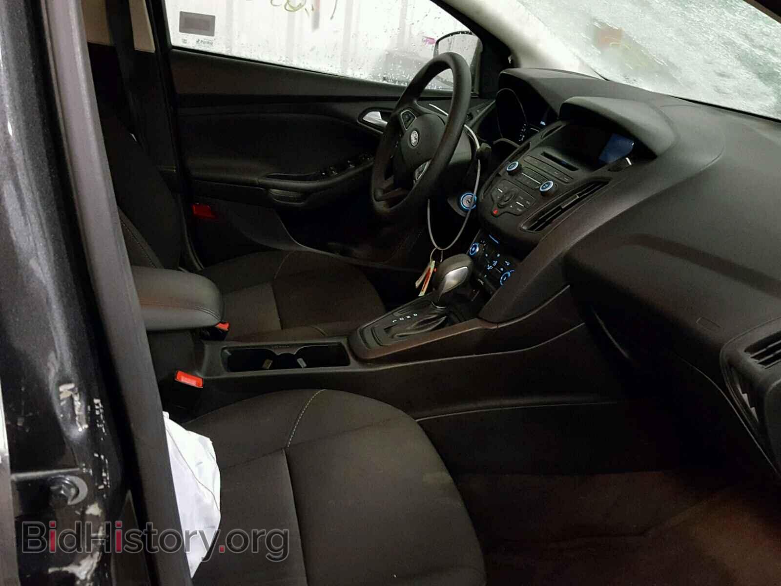 2017 FORD FOCUS - VIN: 1FADP3F21HL259023 - Photo 5