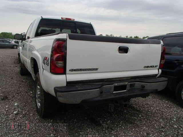 2005 CHEVROLET SILVERADO - VIN: 1GCHK29U95E201680 - Фото 3