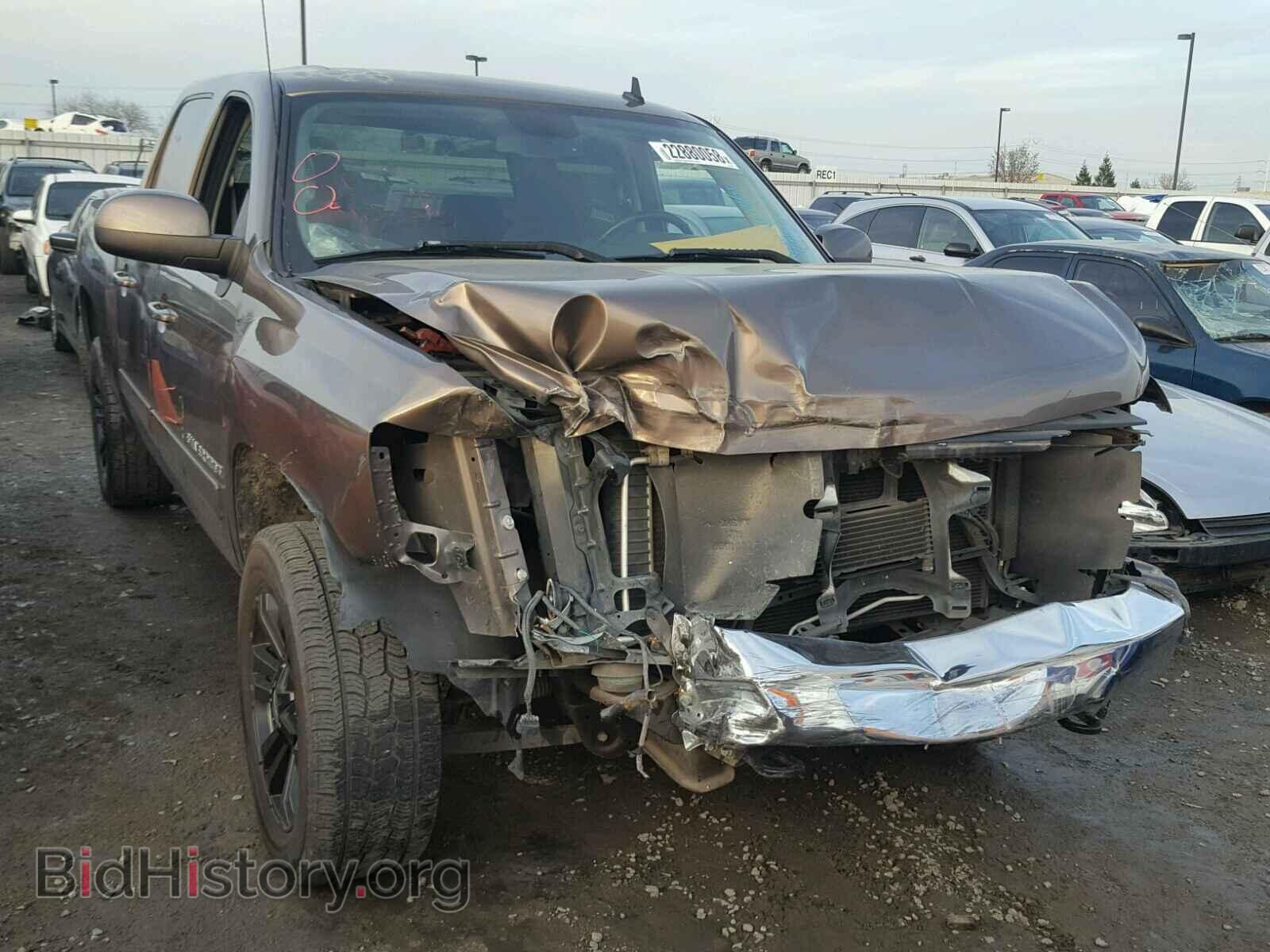 Photo 2GCEC13J181208198 - CHEVROLET SILVERADO 2008