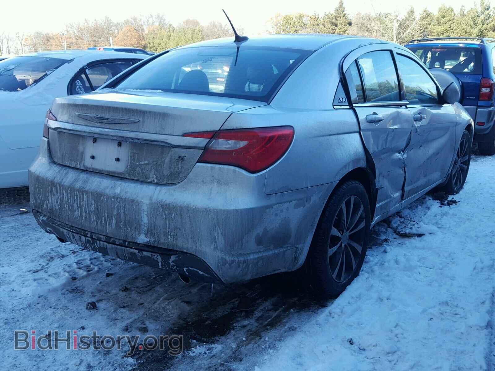 2012 CHRYSLER 200 - VIN: 1C3CCBBG8CN303789 - Фото 4