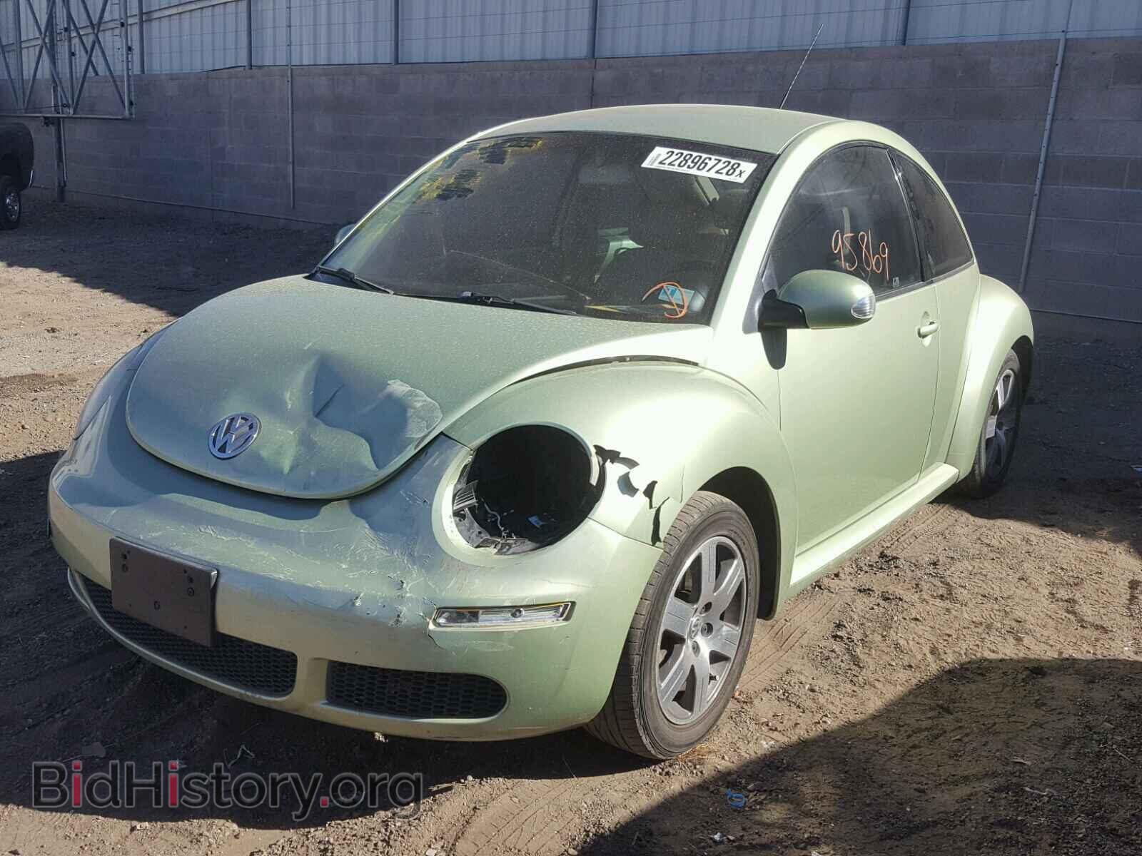 2006 VOLKSWAGEN BEETLE - VIN: 3VWPW31CX6M422089 - Фото 2
