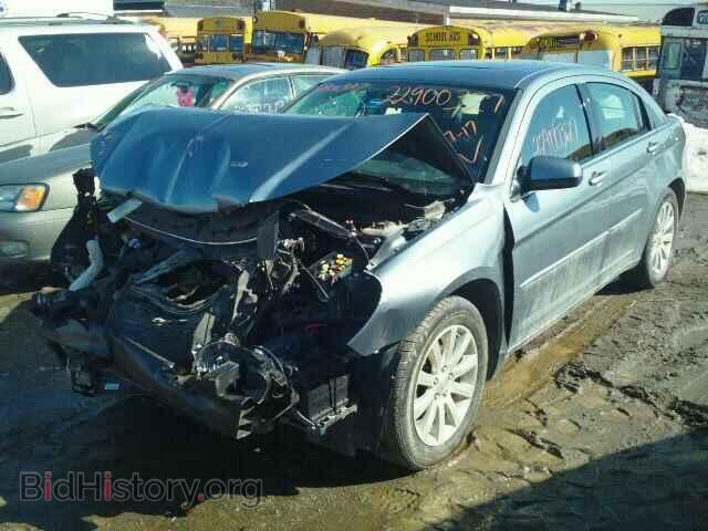 2010 CHRYSLER SEBRING - VIN: 1C3CC5FDXAN197120 - Фото 2