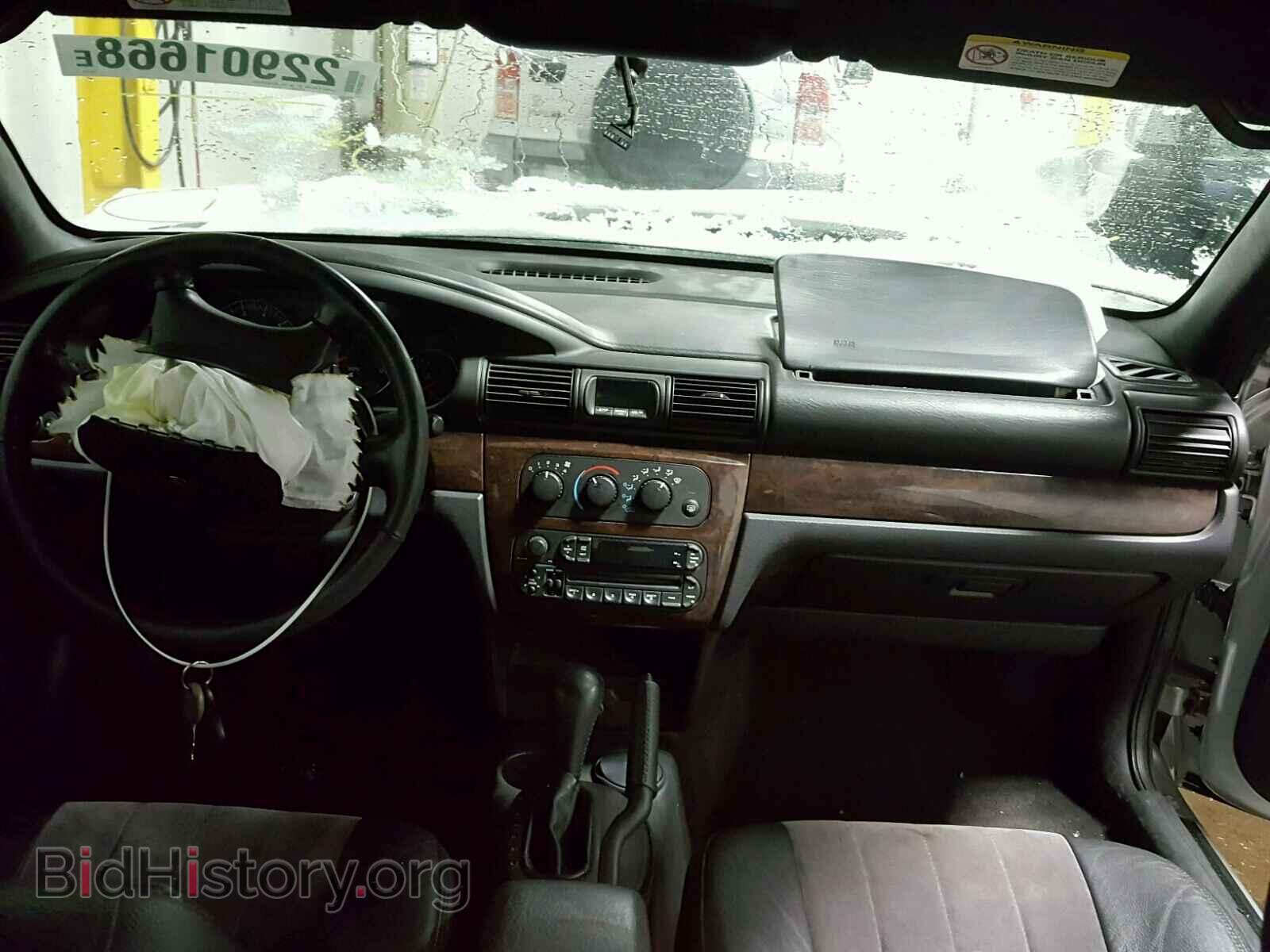2004 CHRYSLER SEBRING - VIN: 1C3EL55R94N185129 - Фото 9