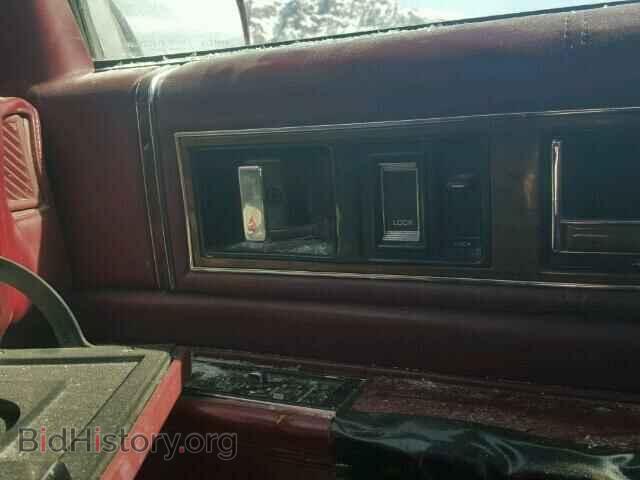 1993 CADILLAC DEVILLE - VIN: 1G6CD53B5P4318990 - Фото 9