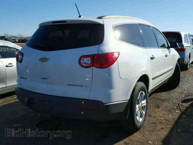 2009 CHEVROLET TRAVERSE - VIN: 1GNEV13D89S182017 - Фото 4