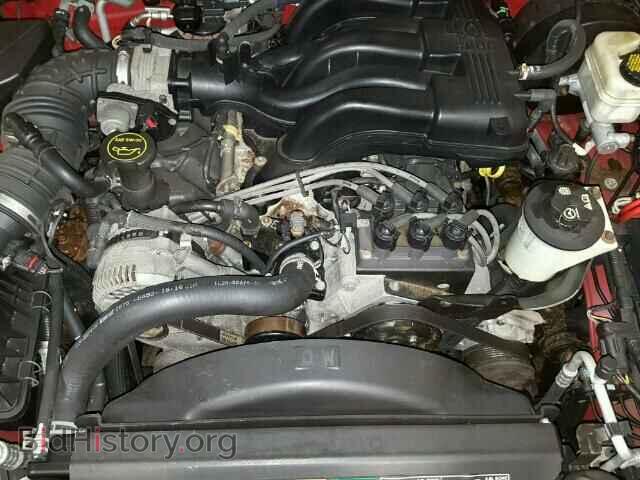 2005 FORD EXPLORER - VIN: 1FMZU73E45UB61104 - Photo 7