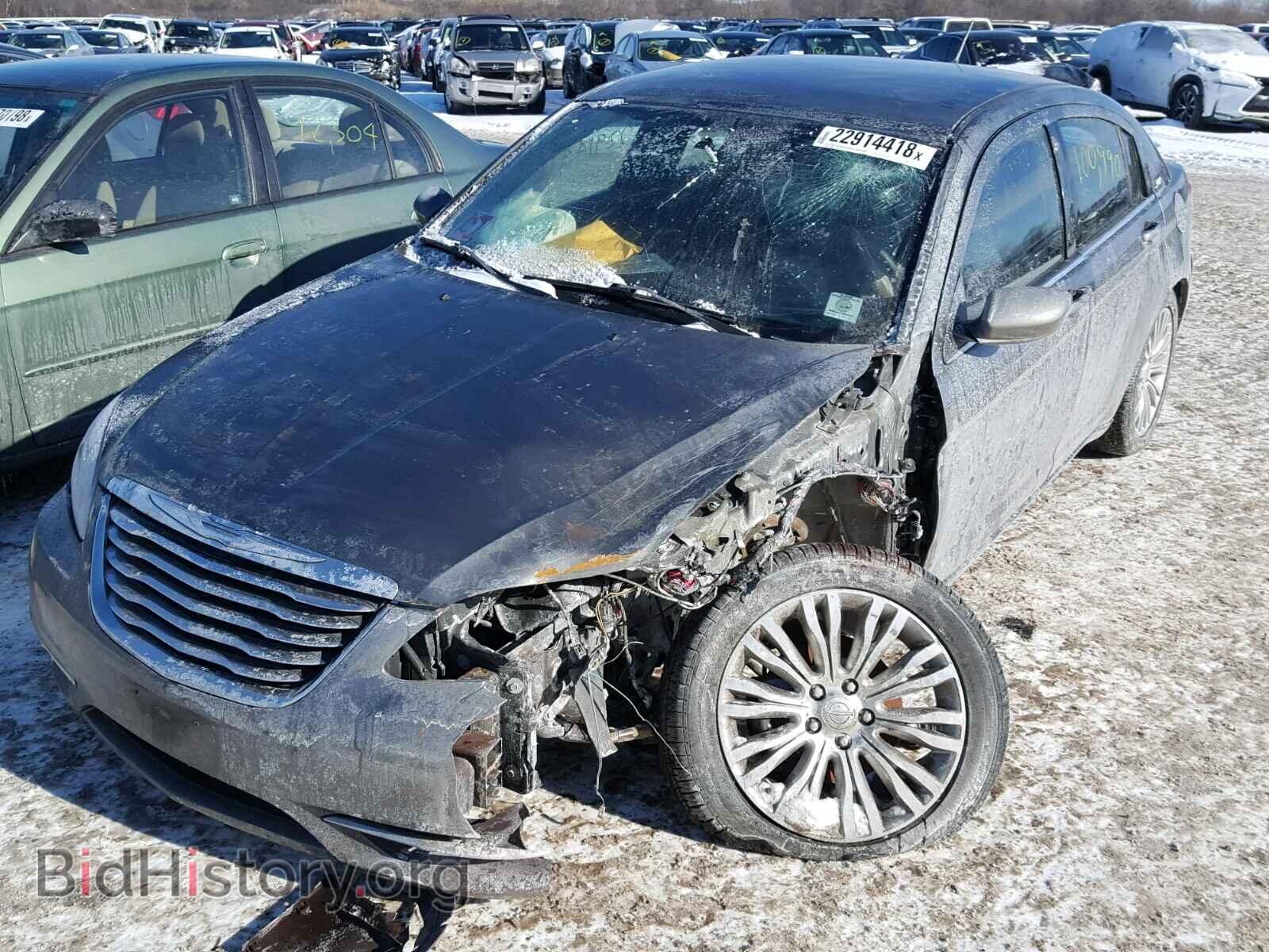 2012 CHRYSLER 200 - VIN: 1C3CCBAB8CN256656 - Фото 2