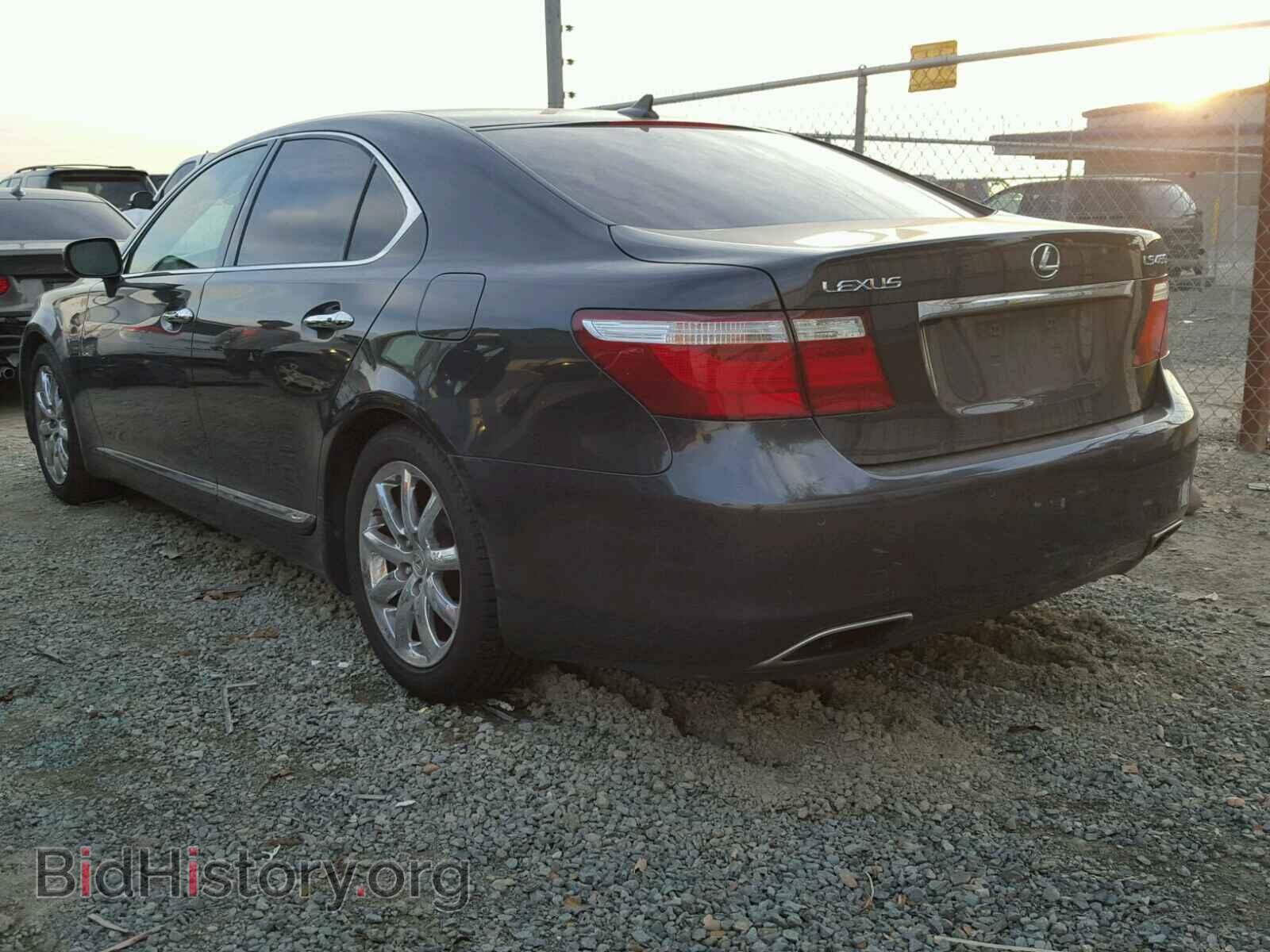 2007 LEXUS LS460 - VIN: JTHBL46F475009427 - Photo 3