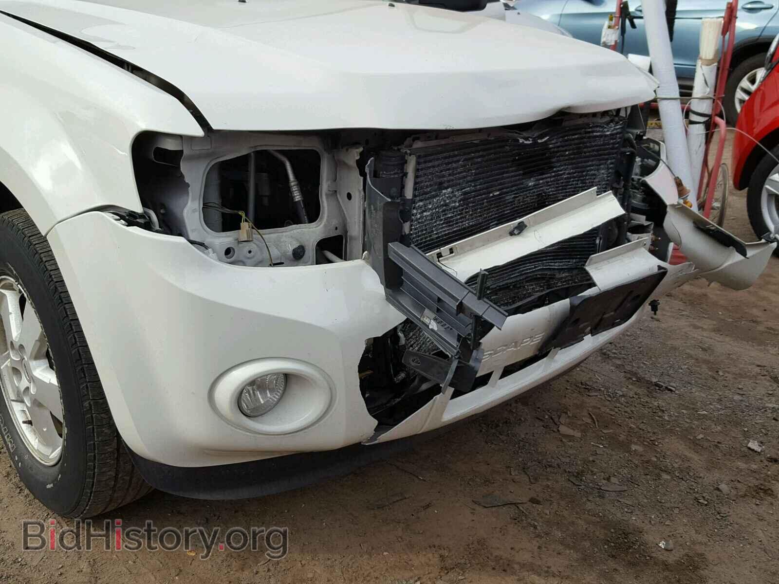 2011 FORD ESCAPE - VIN: 1FMCU9D72BKA85617 - Photo 10