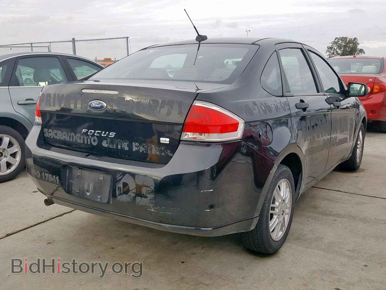 2011 FORD FOCUS - VIN: 1FAHP3FN2BW198010 - Photo 4