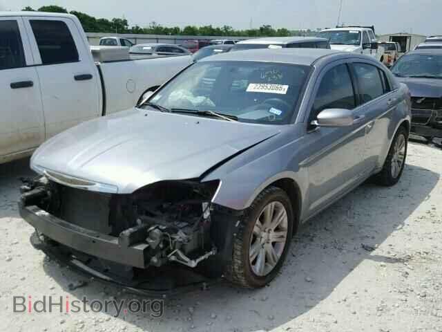 2013 CHRYSLER 200 - VIN: 1C3CCBAB9DN670238 - Фото 2