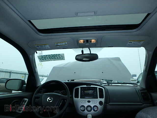 2005 MAZDA TRIBUTE - VIN: 4F2CZ94185KM32003 - Photo 9