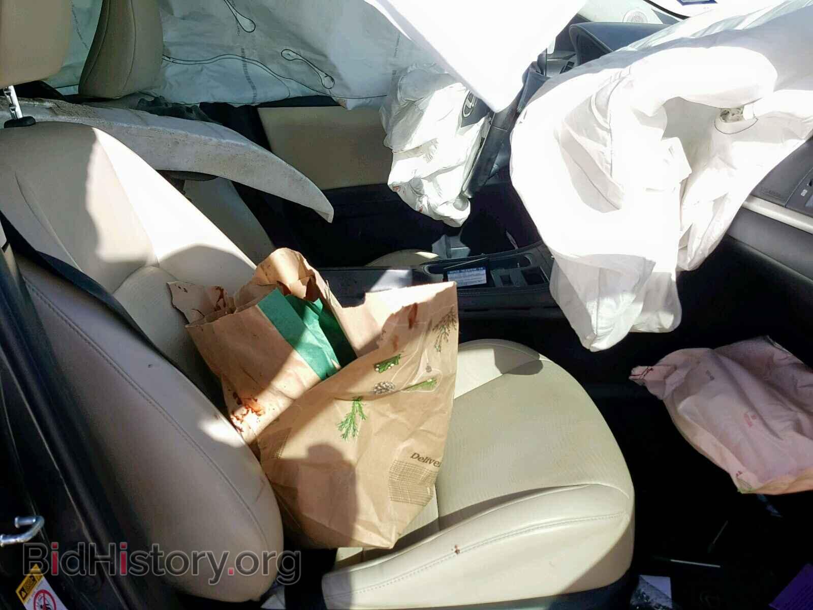2011 LEXUS CT 200 - VIN: JTHKD5BH8B2046193 - Фото 5