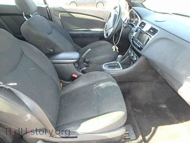 2011 CHRYSLER 200 - VIN: 1C3BC2EG9BN615593 - Фото 5