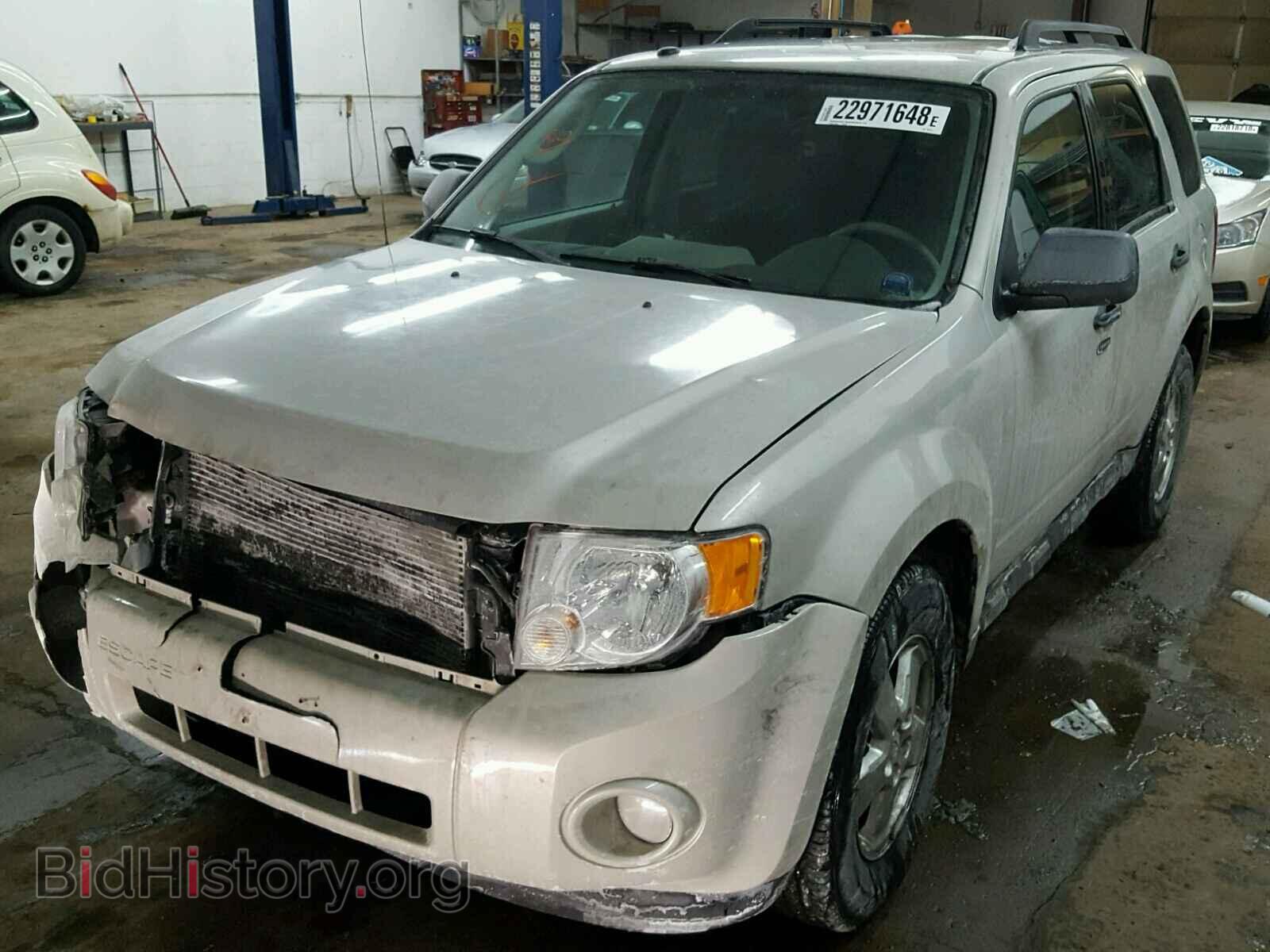 2009 FORD ESCAPE - VIN: 1FMCU93G89KB96703 - Фото 2